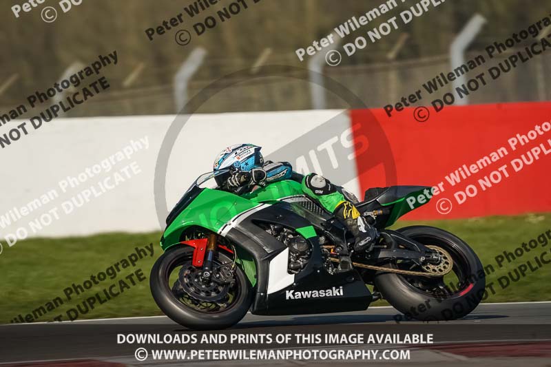 donington no limits trackday;donington park photographs;donington trackday photographs;no limits trackdays;peter wileman photography;trackday digital images;trackday photos